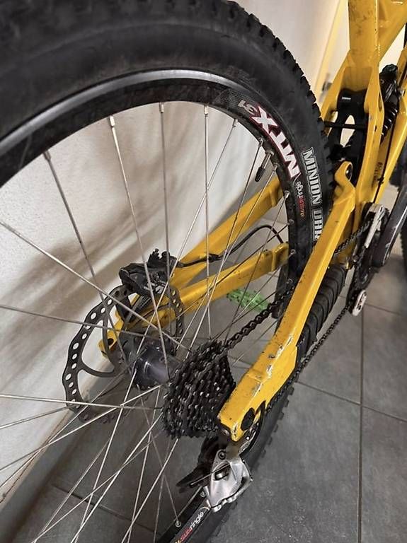Biciclette: Downhill Bike  – Usato da heitenried venduto da Jeanmariebou 1