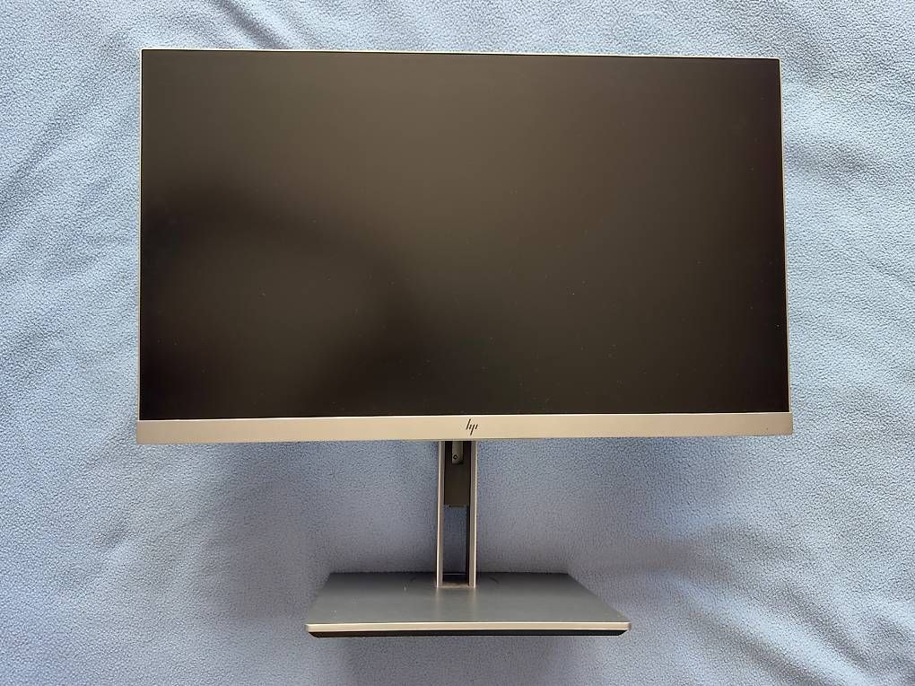 Hewlett Packard Ecrans: Ecran d'ordinateur HP 23" – D'occasion à Yverdon-les-Bains par ele_z7jf