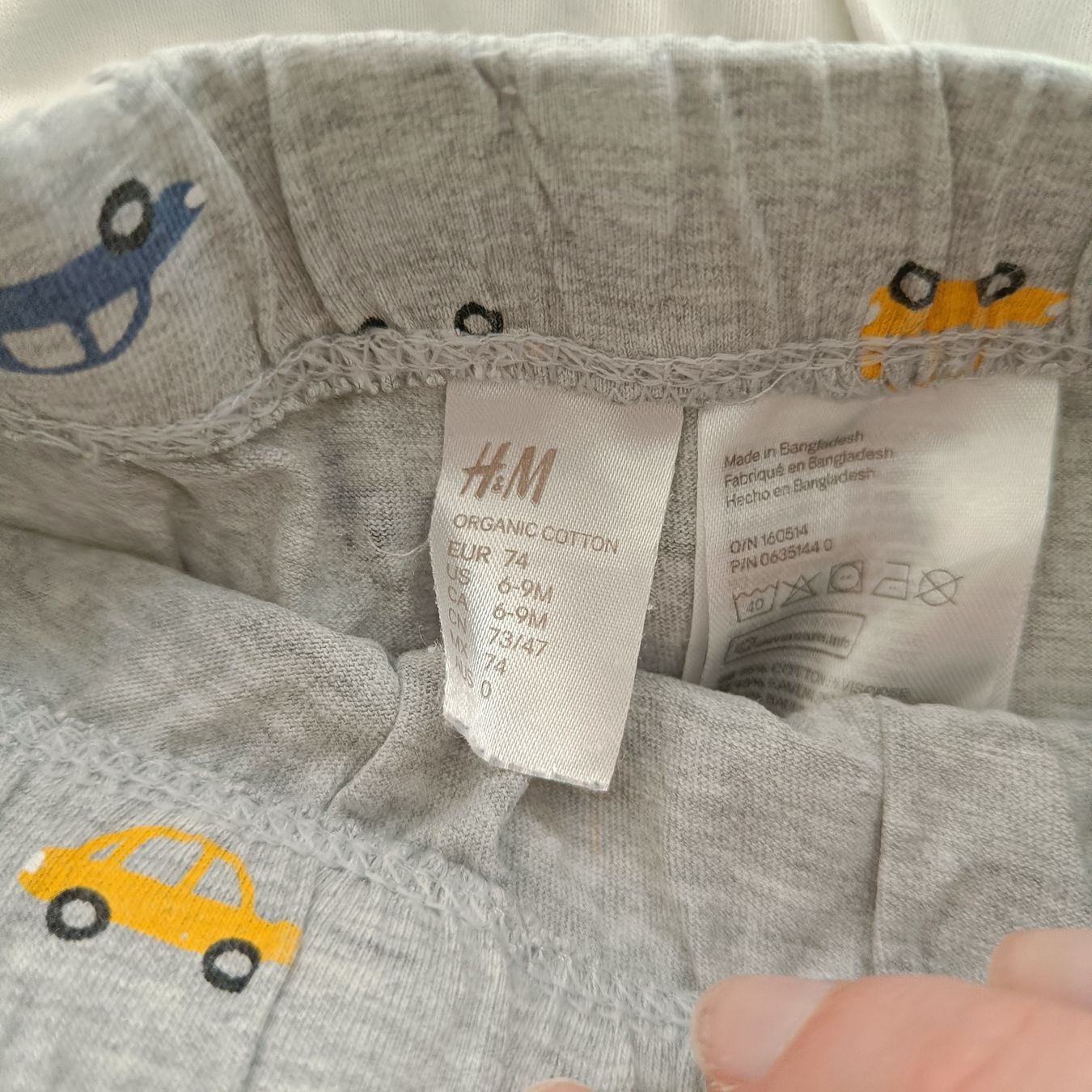 H&M Pantalons: Shorts Grösse 74 – D'occasion à Jaberg par urig17. 1