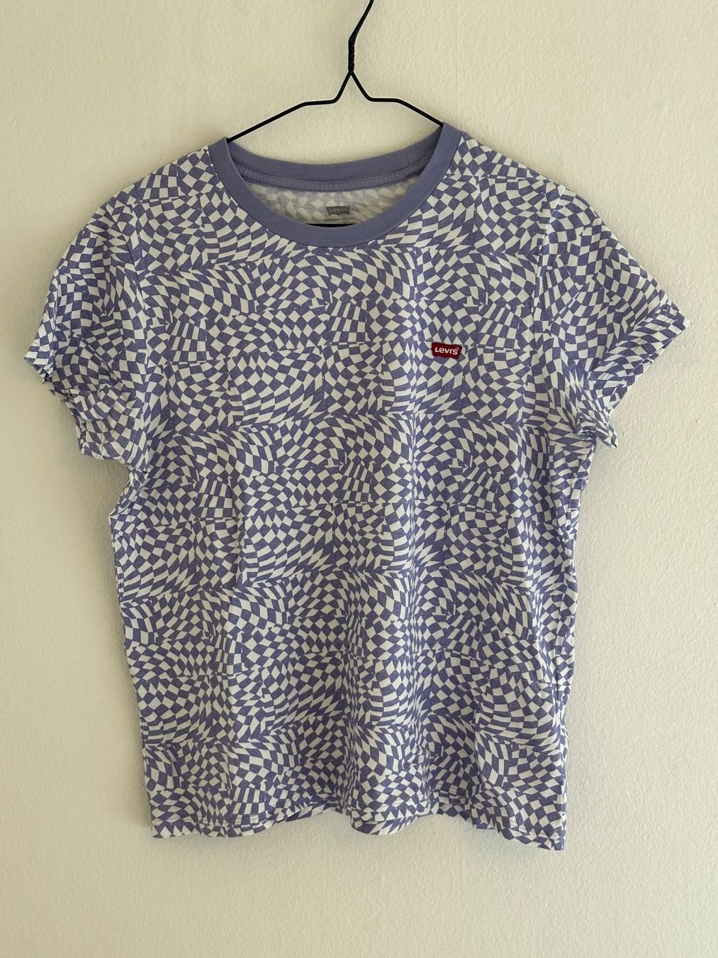 Levi's T-shirt: Levi’s T-Shirt size M – Usato da Zürich venduto da enl_It9y