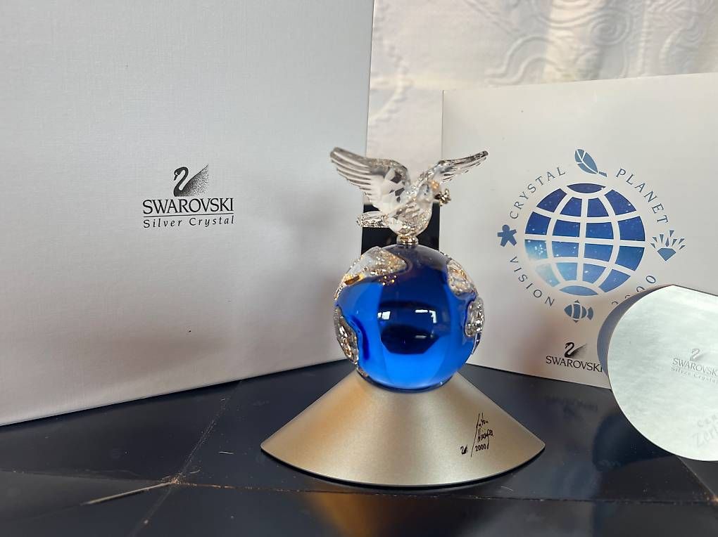 Swarovski Figuren: Swarovski Crystal Planet - Millennuim Vision 2000 – Neu und originalverpackt aus Pensier von motofan99