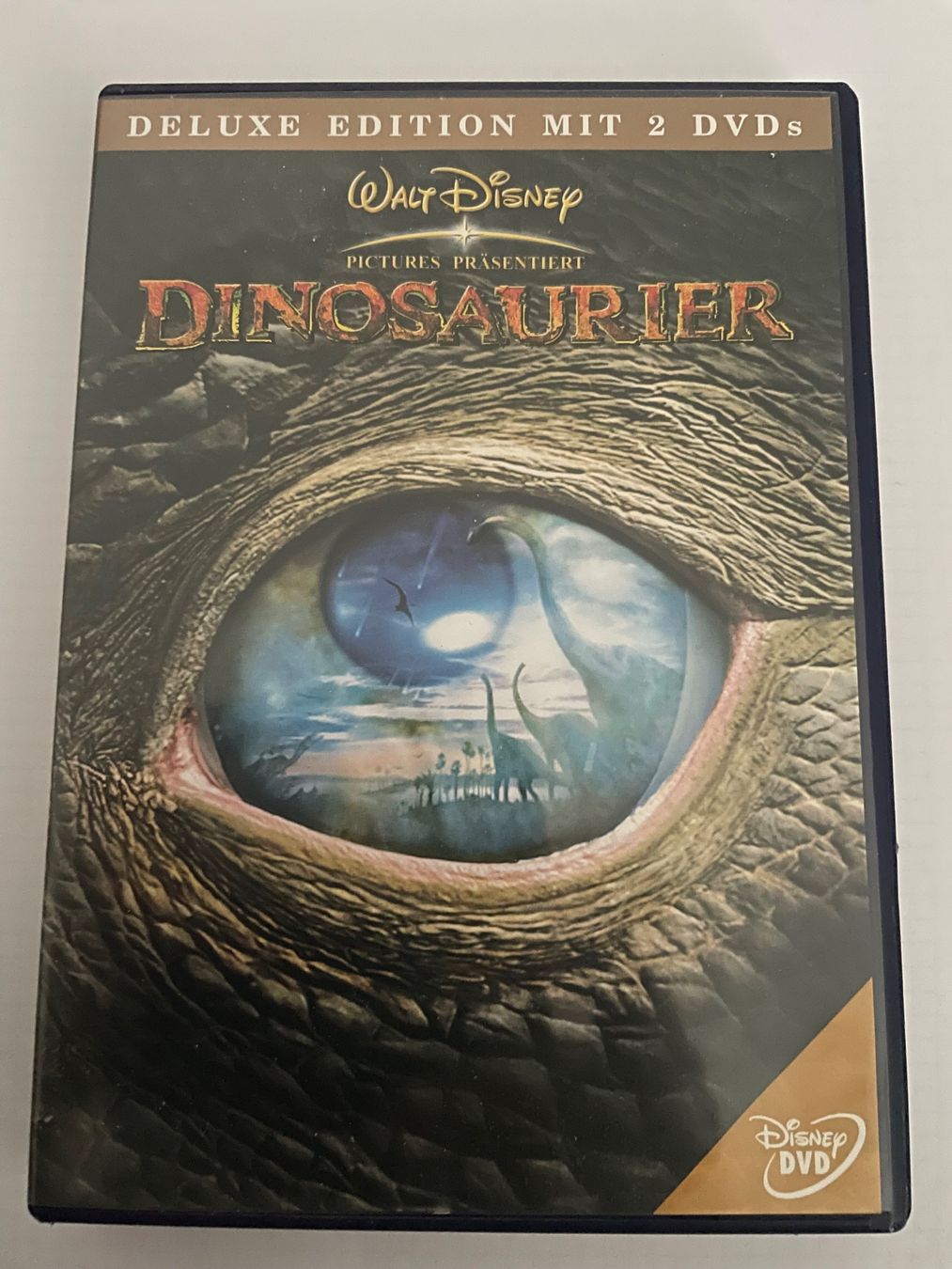 Tous les DVDs: Dinosaurier – D'occasion à Winterthur par Cobraforce