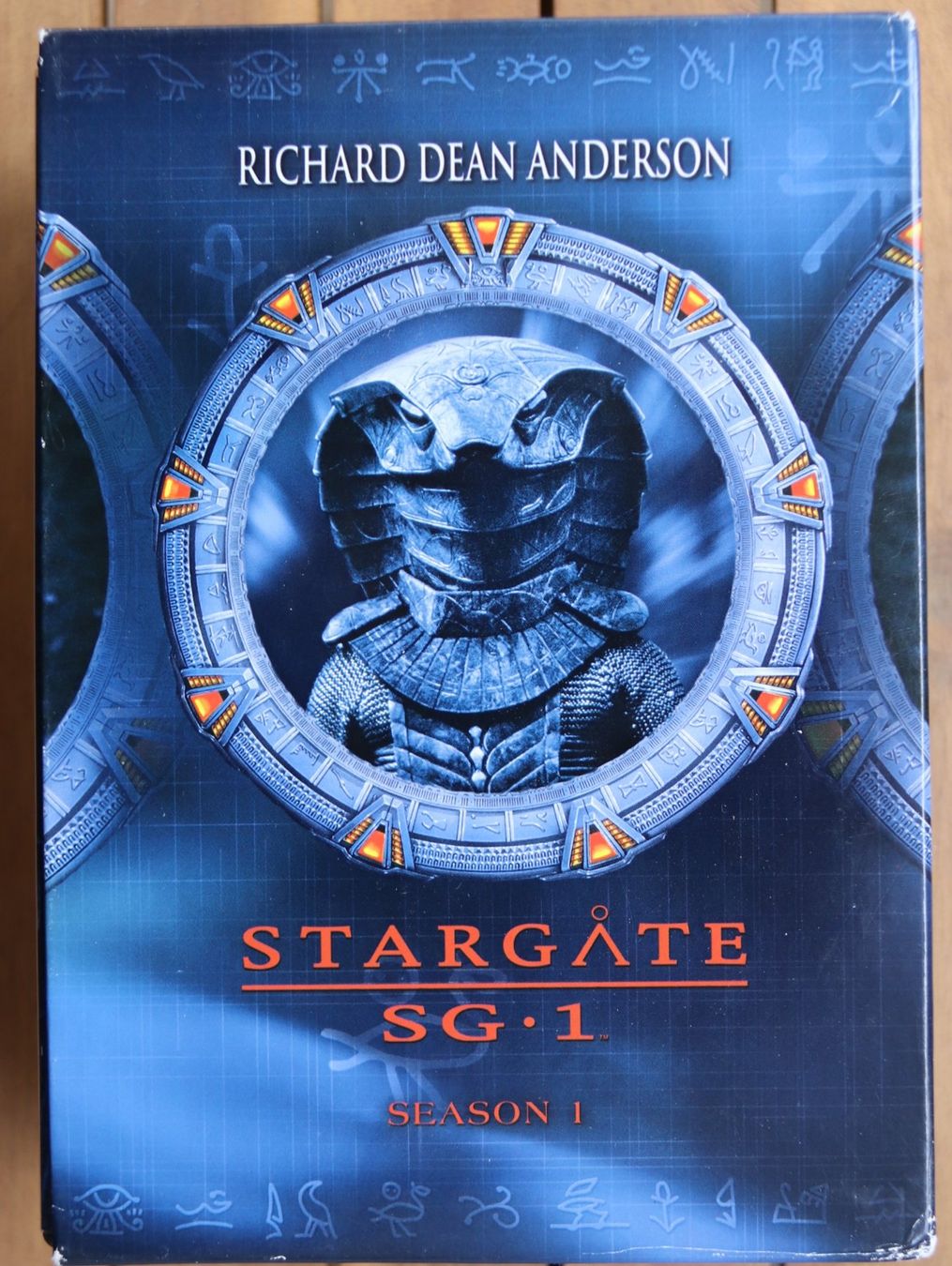 Tutti i DVDs: Stargate Season 1 – Usato da Glattfelden venduto da Sirax 1