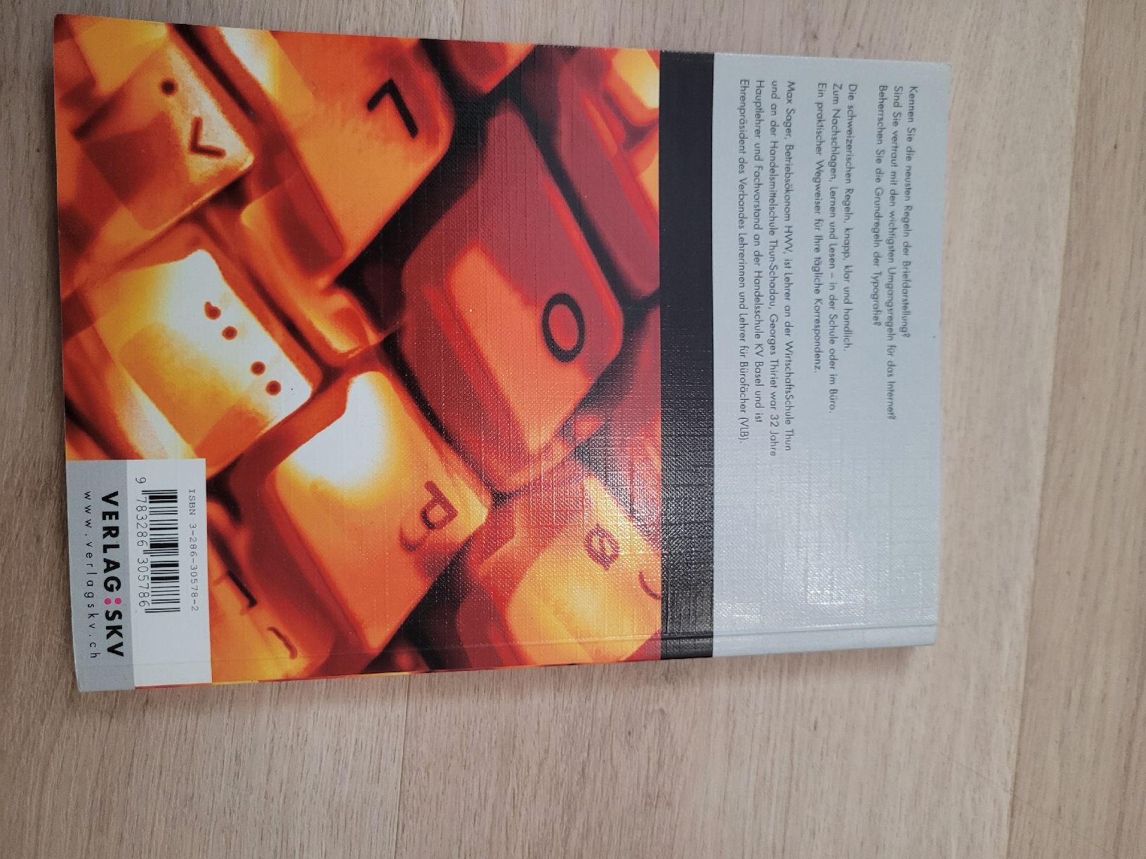 Libri: Buch Regeln für das Computerschreiben – Usato da Lupsingen venduto da sta_wgg5 4