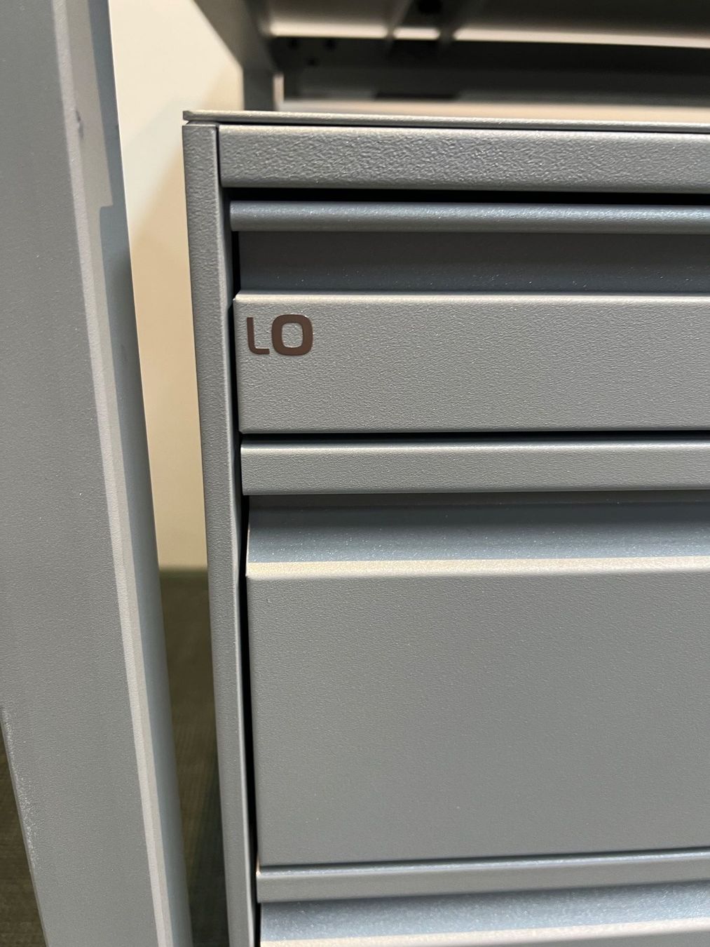 Lista Scrivanie: Arbeitsplatz-Set von Lista Office LO – Usato da Wangen an der Aare venduto da TBYN 7
