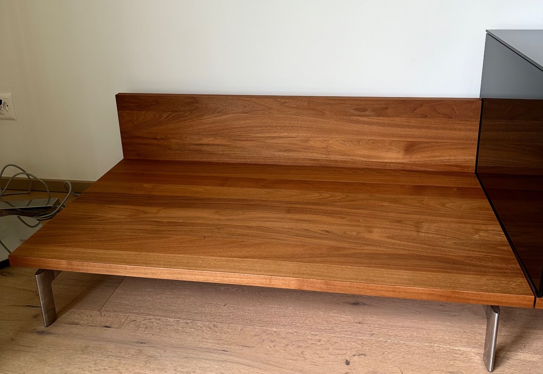 Joop Mobili TV: JOOP Designer-Lowboardzusatz, Nussbaumholz – Usato da Wangs venduto da MelaSe22