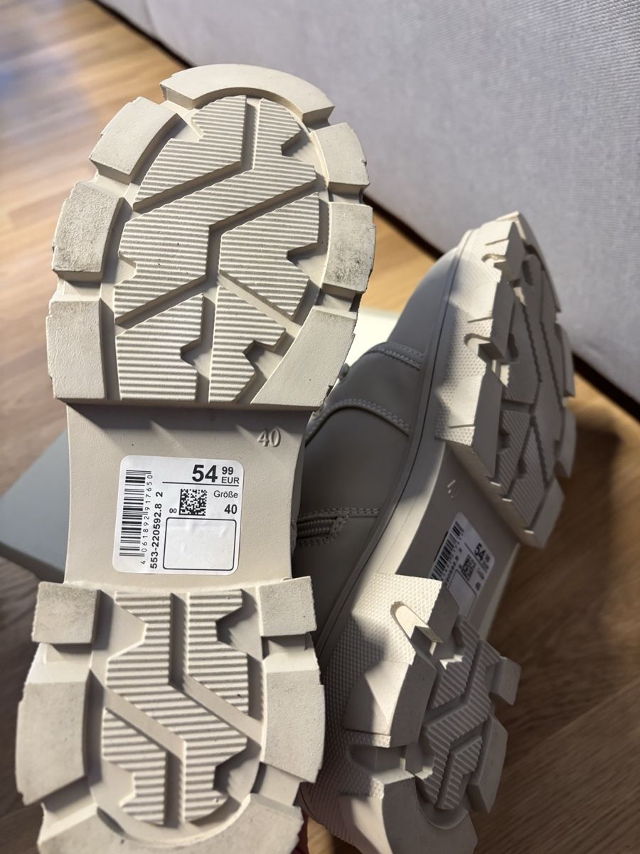 Scarpe da donna: Boots neu Gr.40 cremé – Nuovo e nell'imballaggio originale da Egnach venduto da mameh 2
