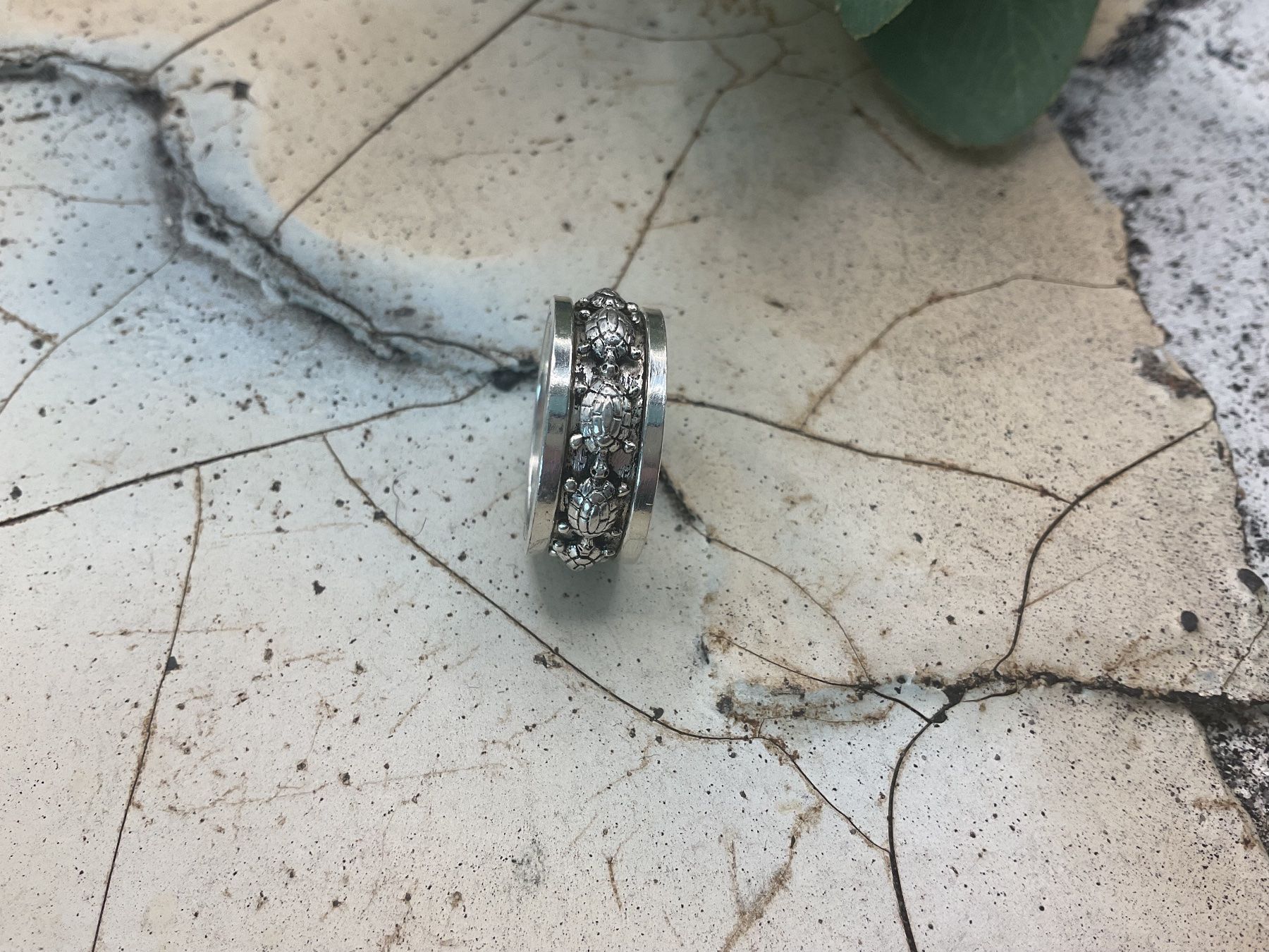 Anelli: Meditationsring in Sterlingsilber mit Schildkröten – Nuovo (secondo la descrizione) da Luzern venduto da S.Kern01 1