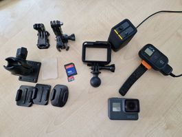 GoPro Hero 6 black mit viel Zubehör