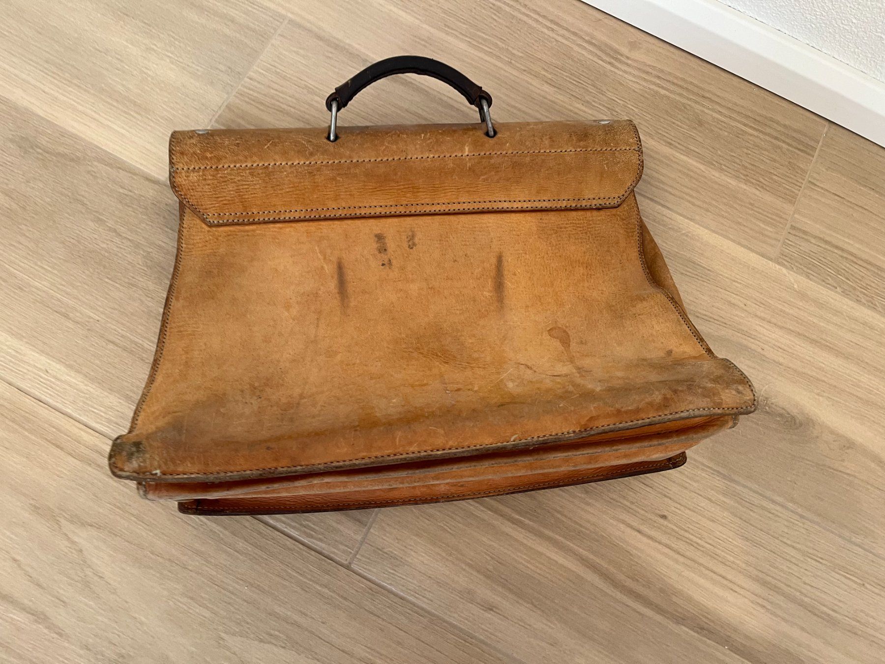 Valigie & Borse: Ledertasche Aktentasche Echtleder – Usato da Frauenfeld venduto da Hv 5