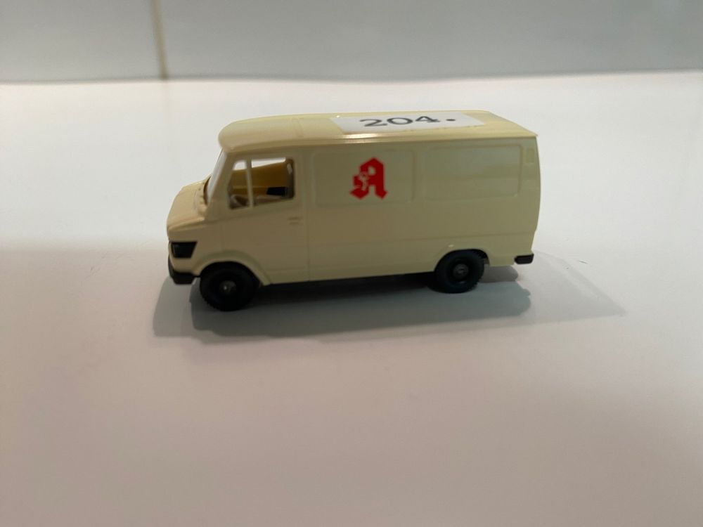 Mercedes-Benz 280-282 Kasten Apotheke  Wiking 1:87 204 4