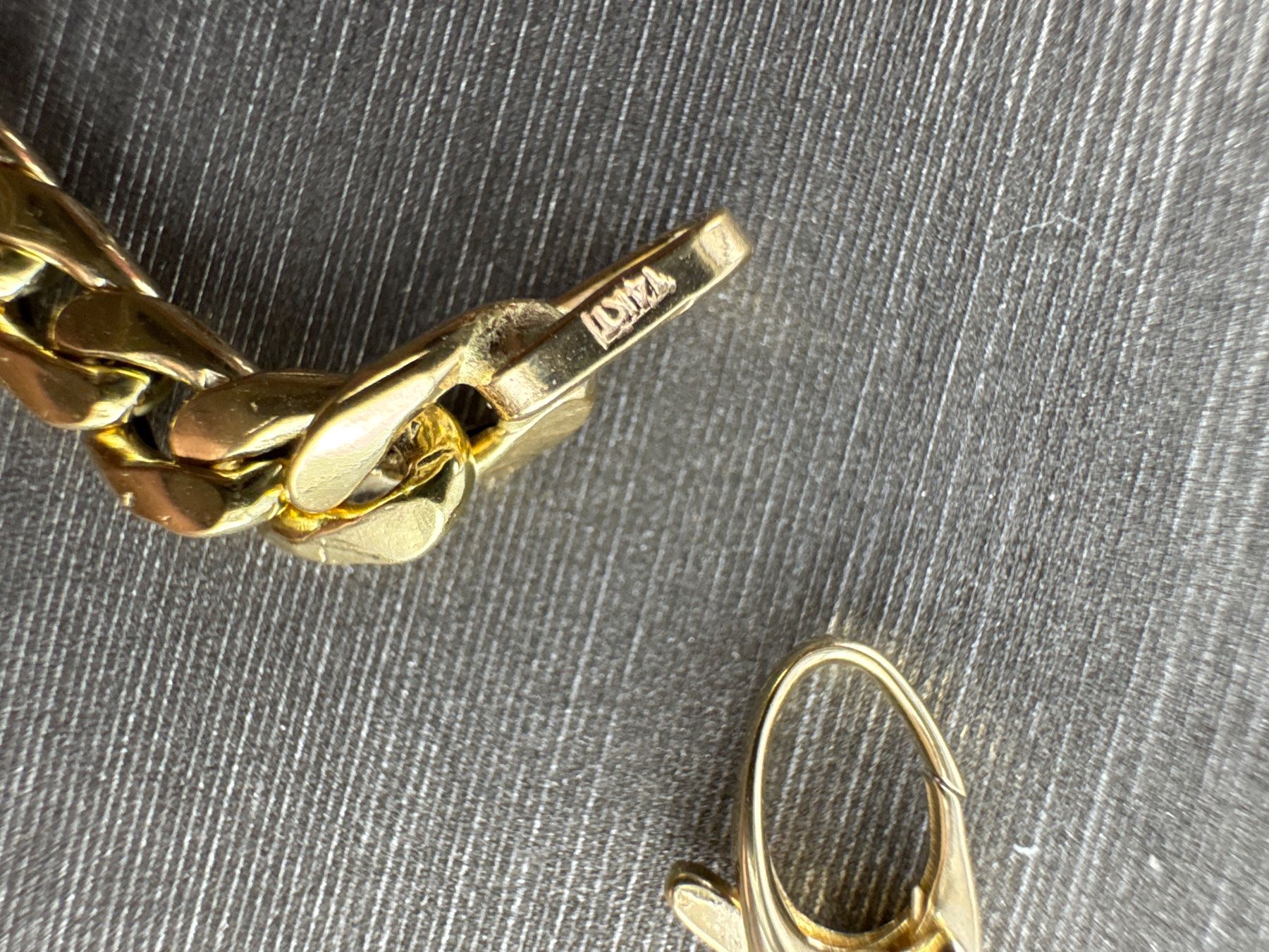Bracelets: Armkette 585 Gold – D'occasion à Niederuzwil par leo_8857 2