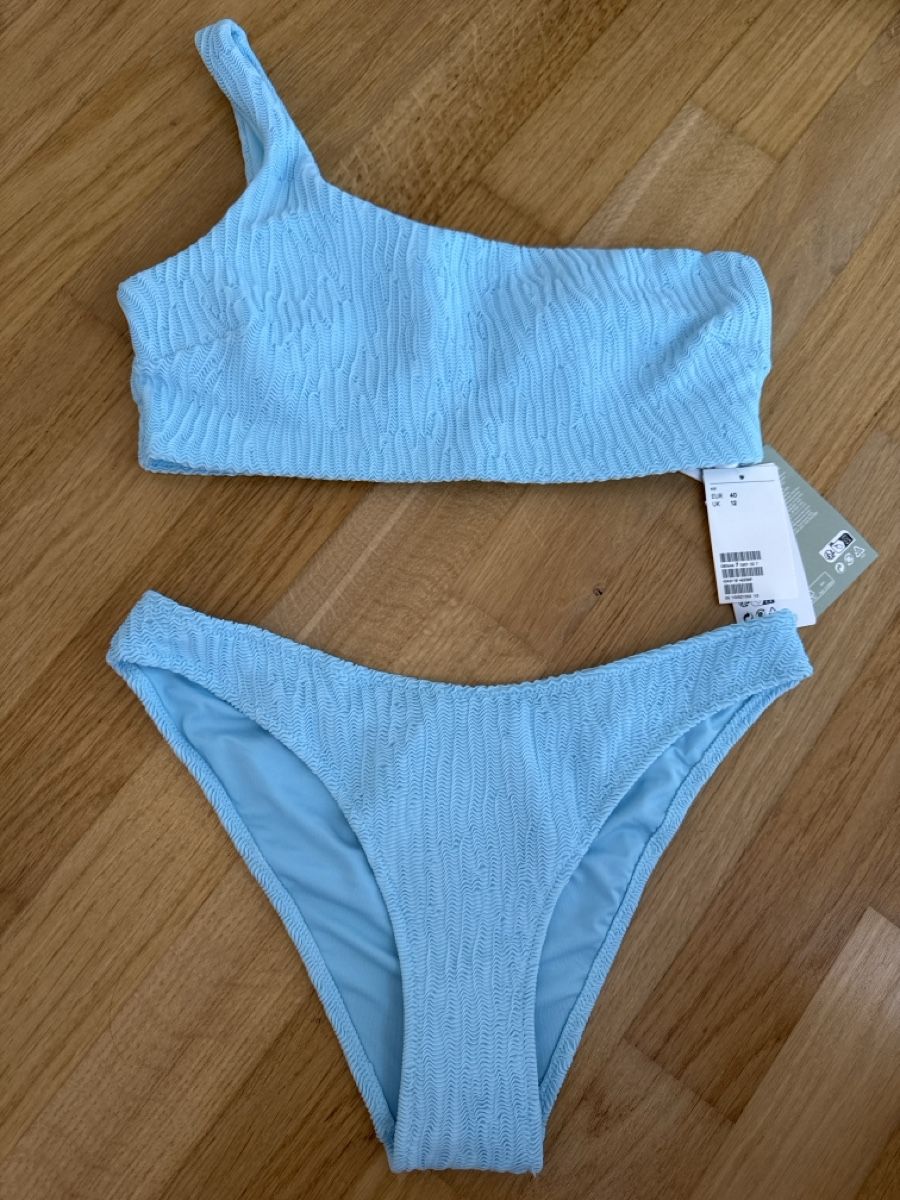 Maillots de bain & Bikinis: Bikini Neu mit Etikett – Neuf avec emballage d'origine à Frauenfeld par m_19h 1
