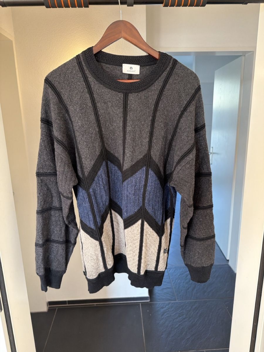 Pulls & Sweat-shirts: Strickpullover Aigner Mehrfarbig Grösse 50 – D'occasion à Wetzikon ZH par philippe_22