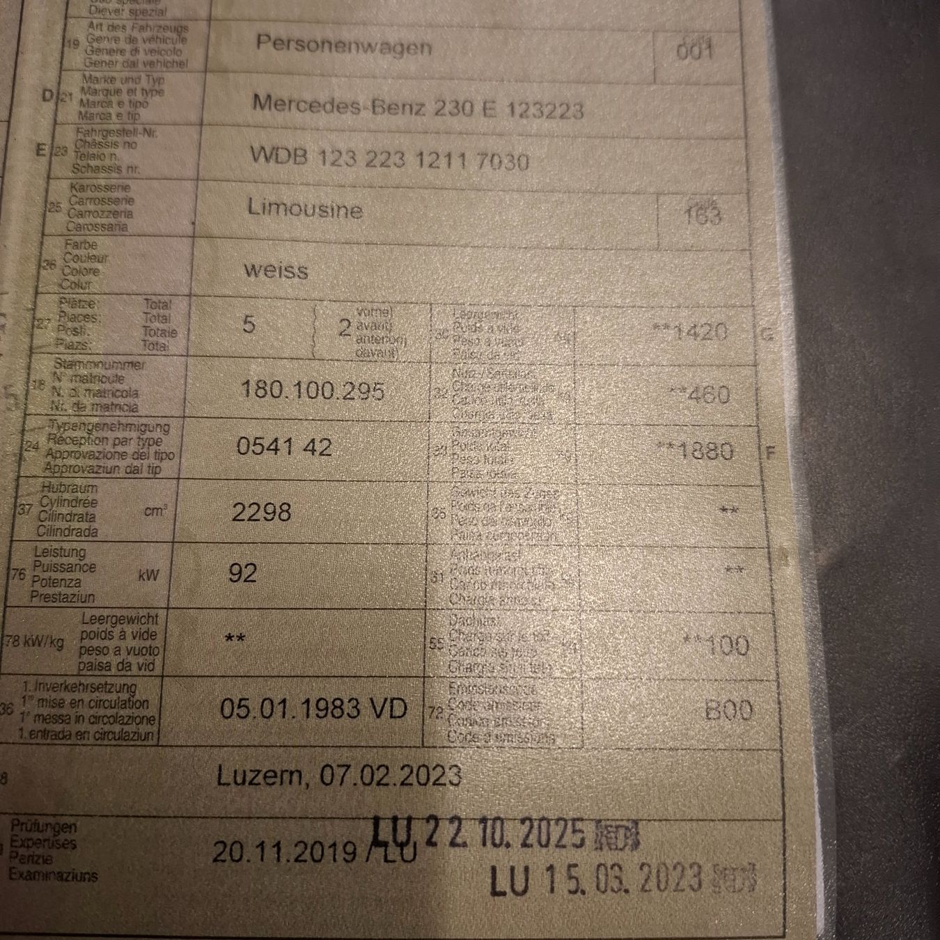 Mercedes-Benz Autos: Merdedes-Benz 230E  123, MFK 10,2025 – Gebraucht aus Adligenswil von Exnovo 5