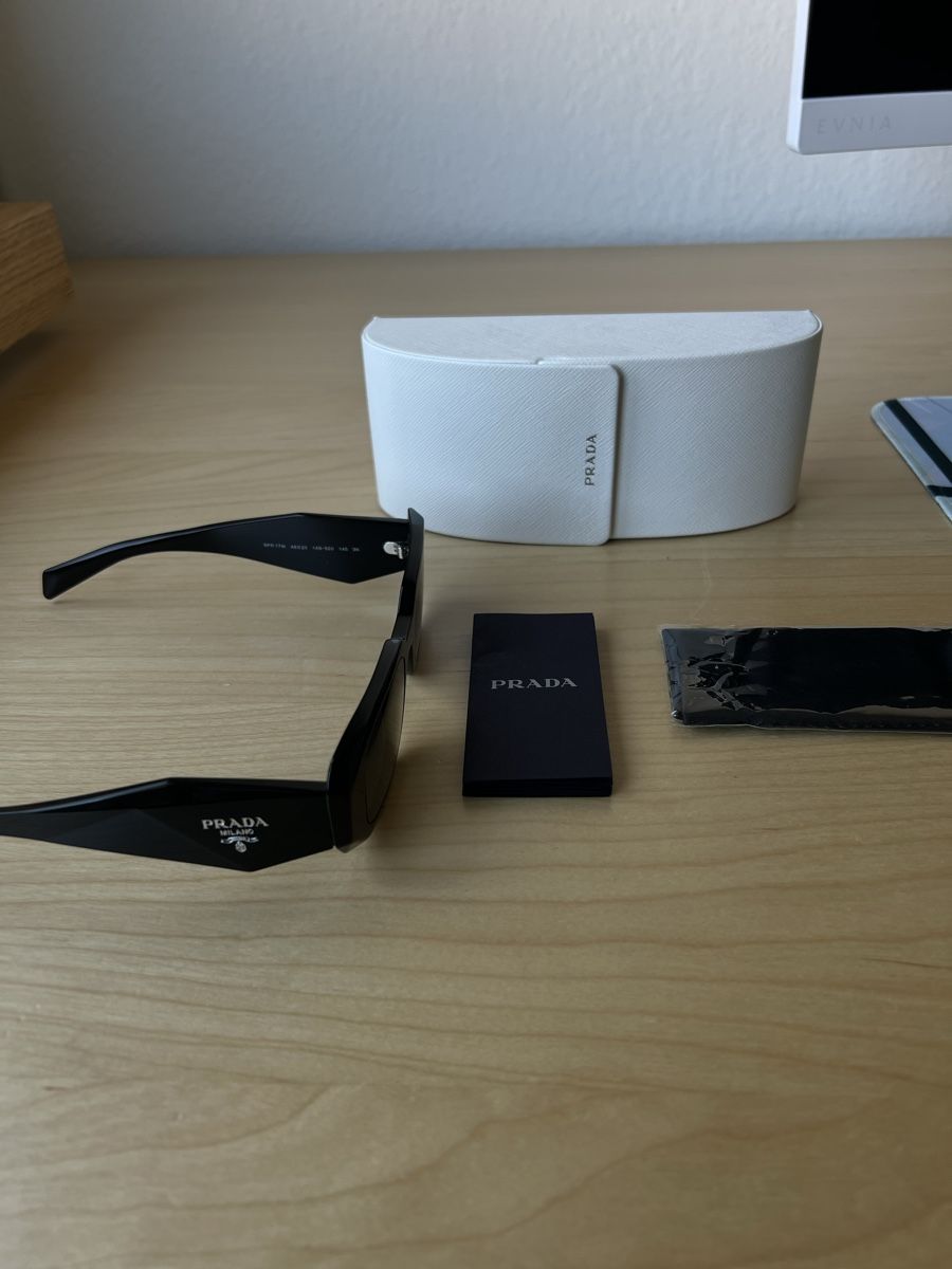 Prada Lunettes & Verres: Prada Sonnenbrille PR17WS schwarz – Neuf (Voir description) à Zürich par oli.ver 6