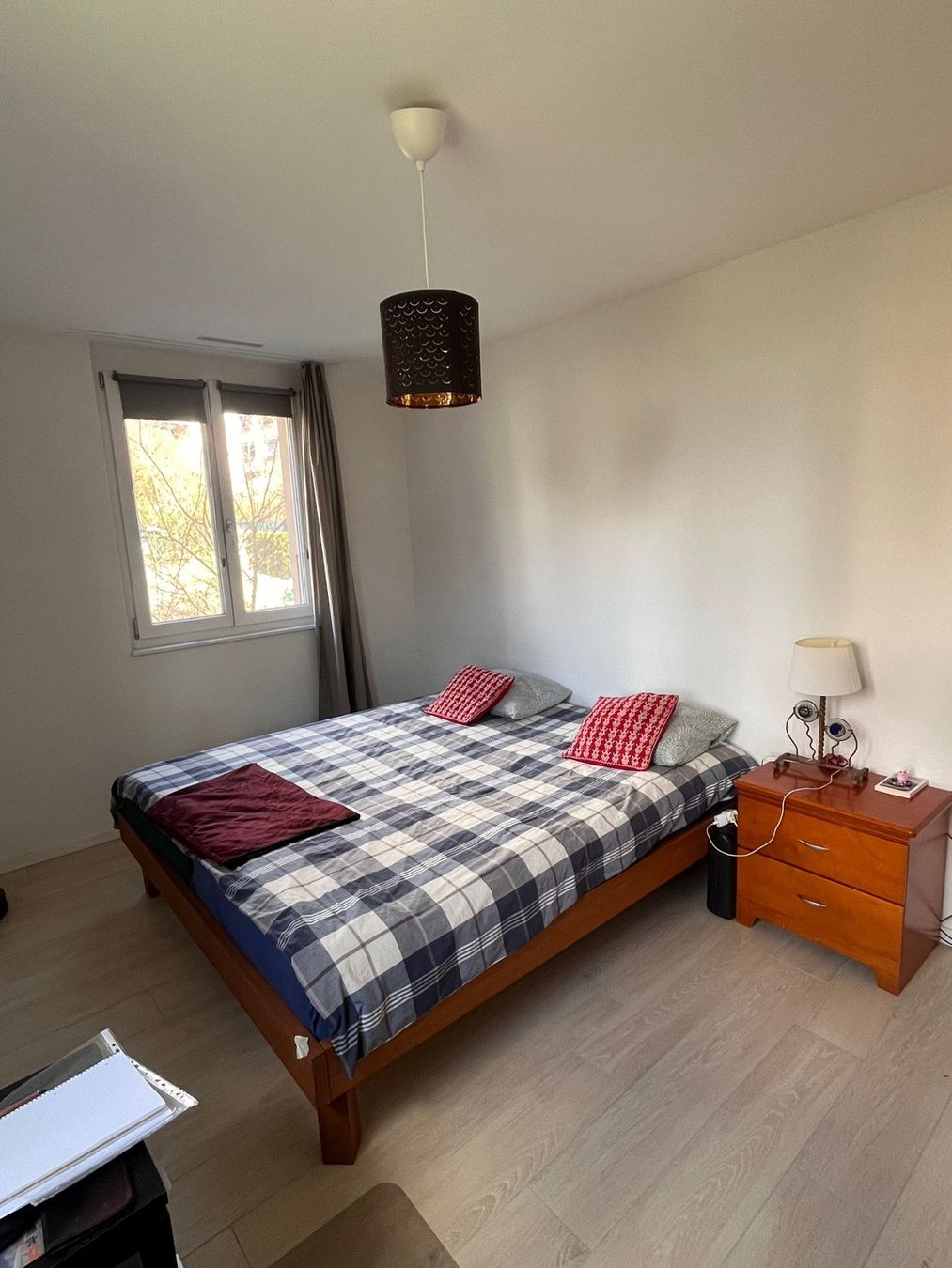 Lits: Lit complet avec matelas confortable – D'occasion à Pully par alf_x2gx