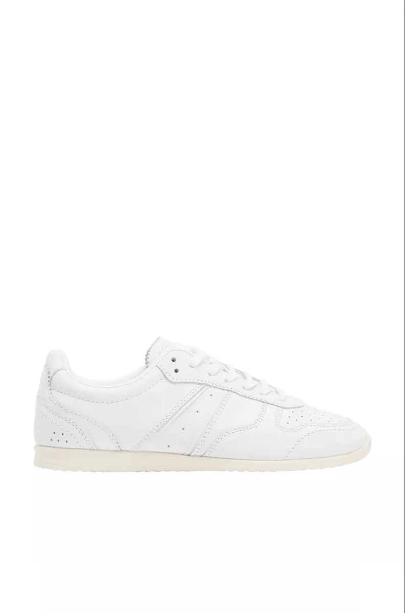 Zara Damenschuhe: Leather sneakers – Neu (gemäss Beschreibung) aus Bern von FashionK92
