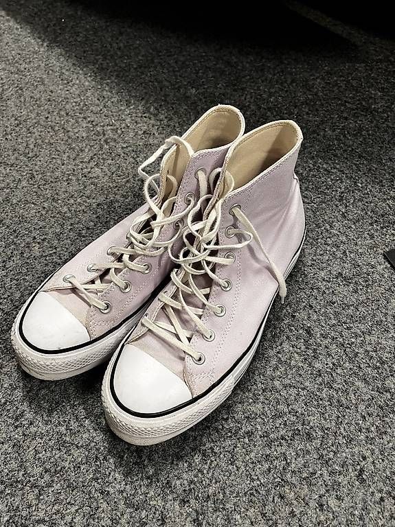 Converse Scarpe da uomo: CONVERSE CHUCKS HIGH TOP – Usato da Wil SG venduto da Sophie_S