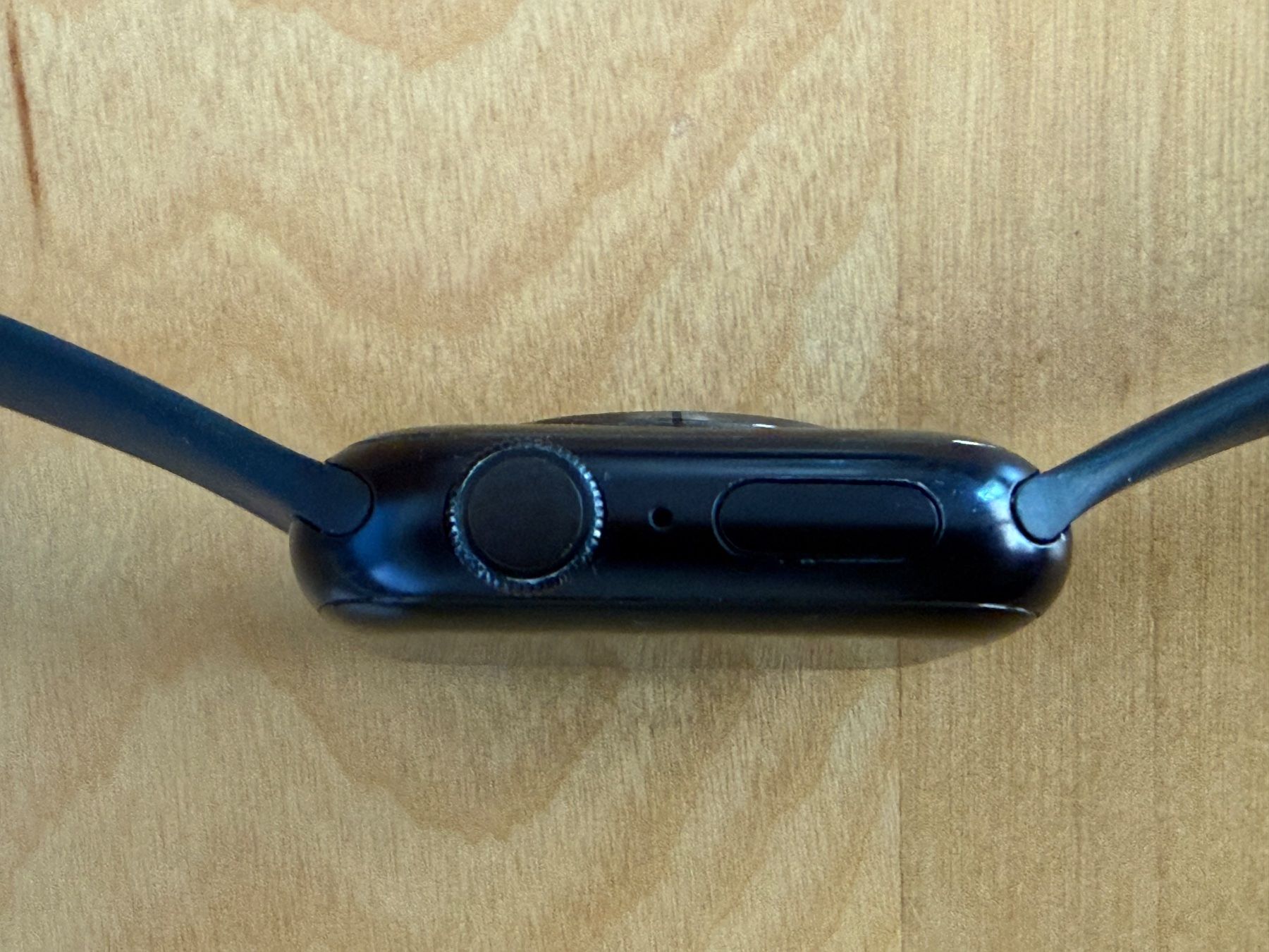 Apple Smartwatch: Apple watch Serie 8 - 41mm – Usato da Winterthur venduto da dede_kauert 2