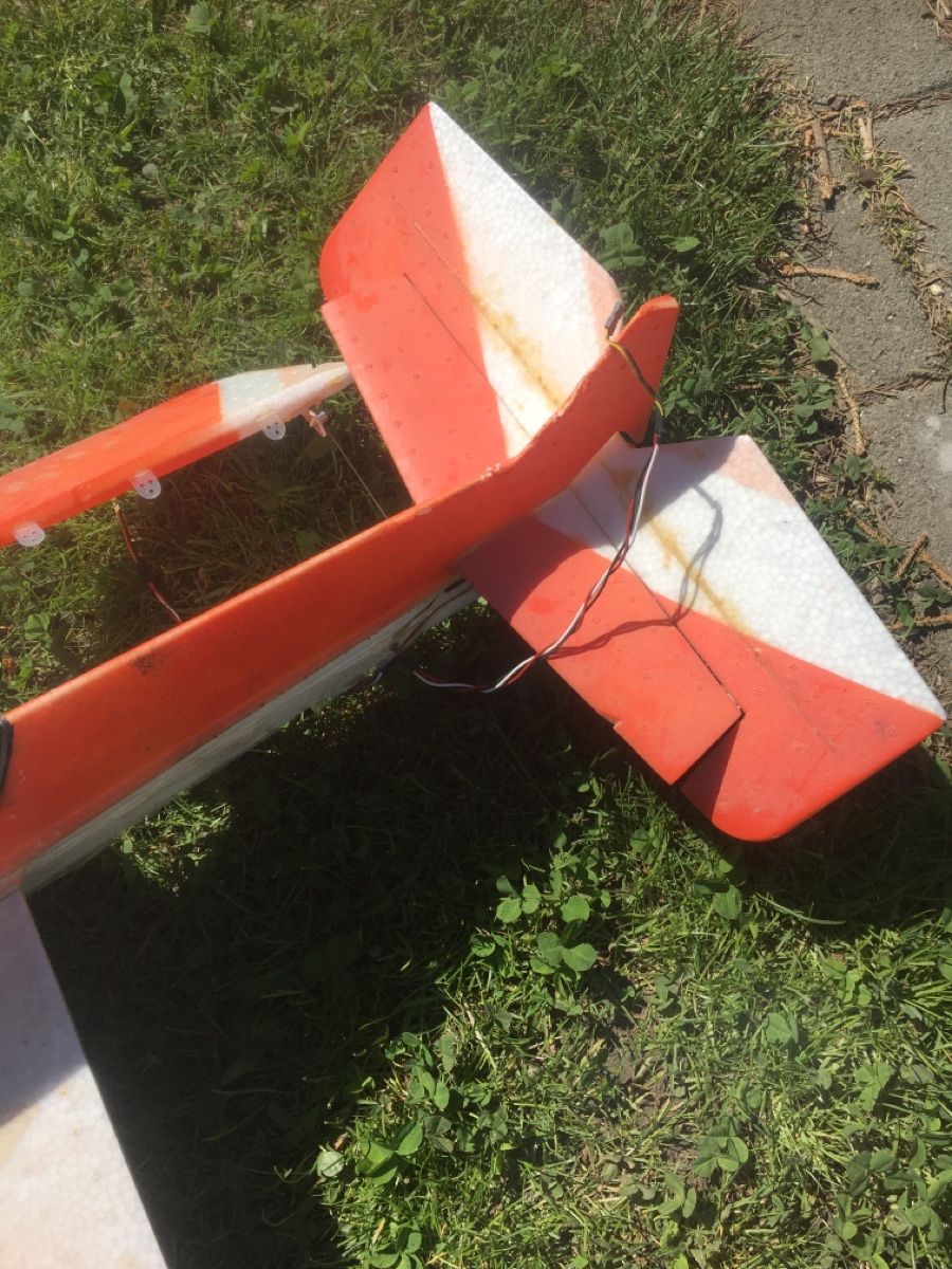 Modellismo RC: RC-Flugzeug, Bastlerobjekt, ideales Winterprojekt – Usato da Laufen venduto da Twingi33 3