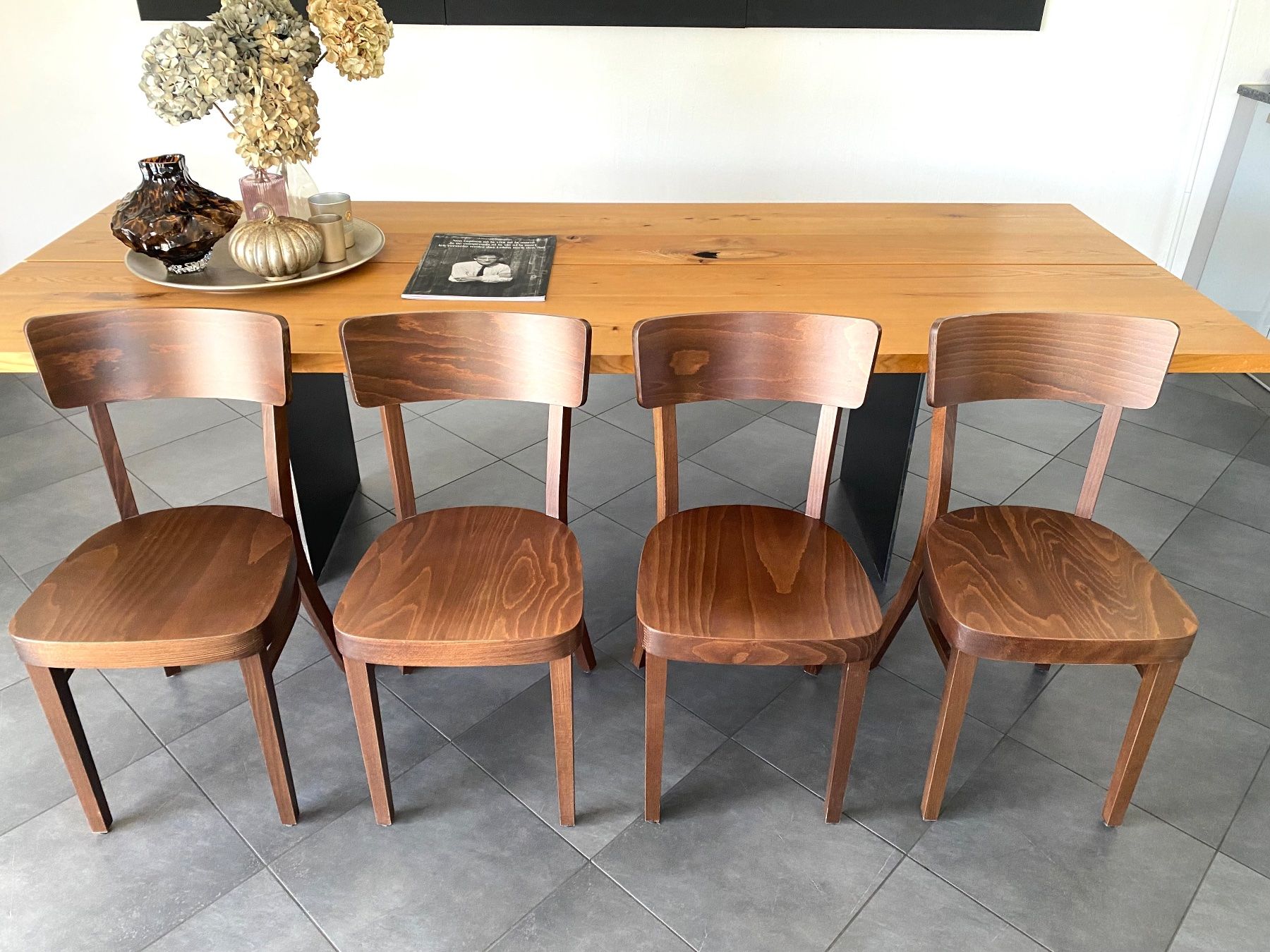 Interio Sedie: Design Stühle Chairs TON – Usato da Olten venduto da sportwelt