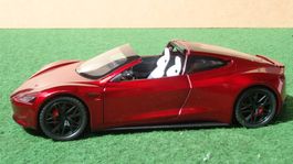 Tesla Roadster 1/24  Modellauto die-cast  metallic-rot