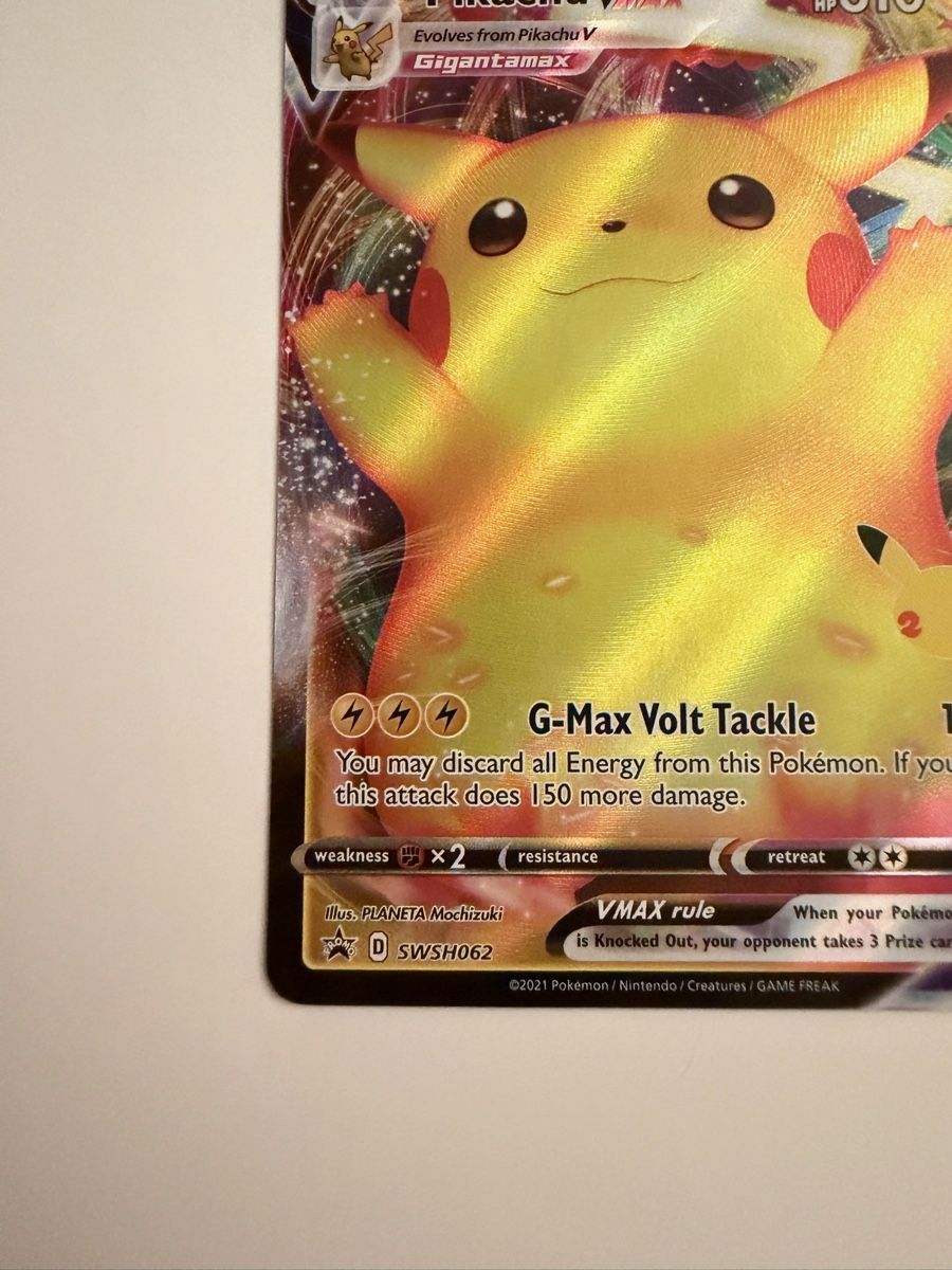 Pokémon Sammelbilder & Trading cards: Pikachu V Max ( Celebrations Promo) – Gebraucht aus Biel/Bienne von SeeLoewe55 5