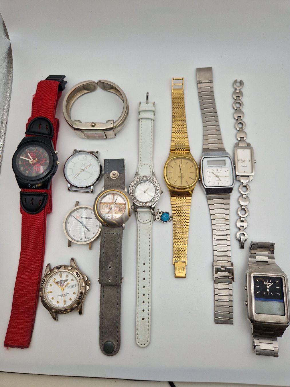 Orologi: Lot montres à quartz – Difettoso da Sembrancher venduto da nat_k8yk