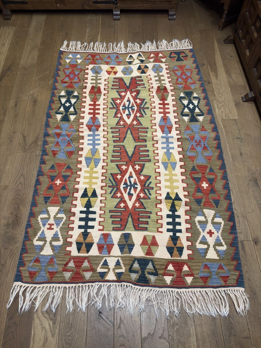Kelim Tappeti: Wunderschöner bunter Kelim – Usato da Bennau venduto da Mayer_Carpets 2