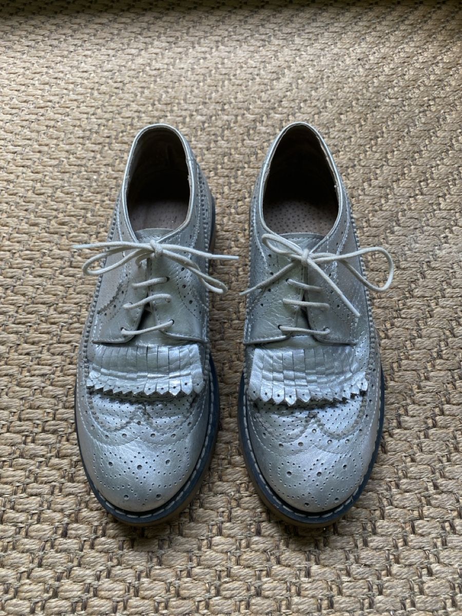 Scarpe da donna: Sneakers silver 38 – Usato da Davesco-Soragno venduto da Chichijango