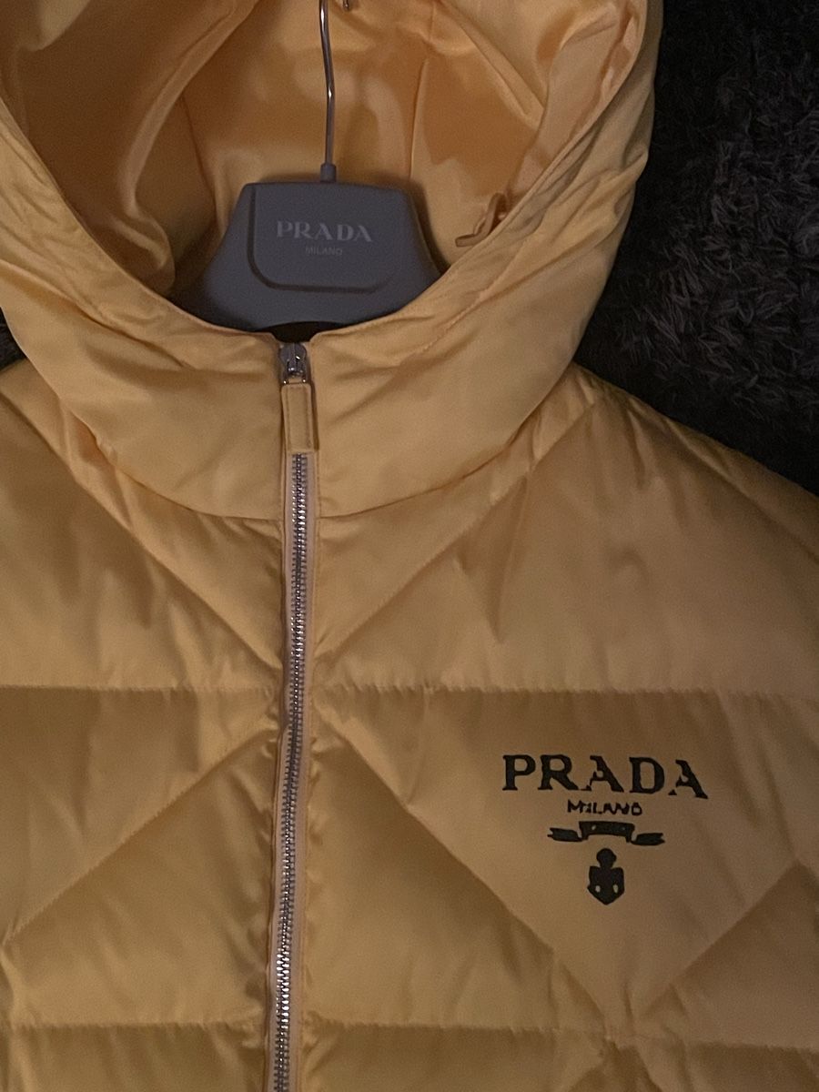 Prada Gilets: Prada Weste (limited edition) – Neuf (Voir description) à Herisau par eli_27nh 1