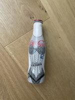 Coca Cola Flasche aus Alu mit Inhalt für Sammler