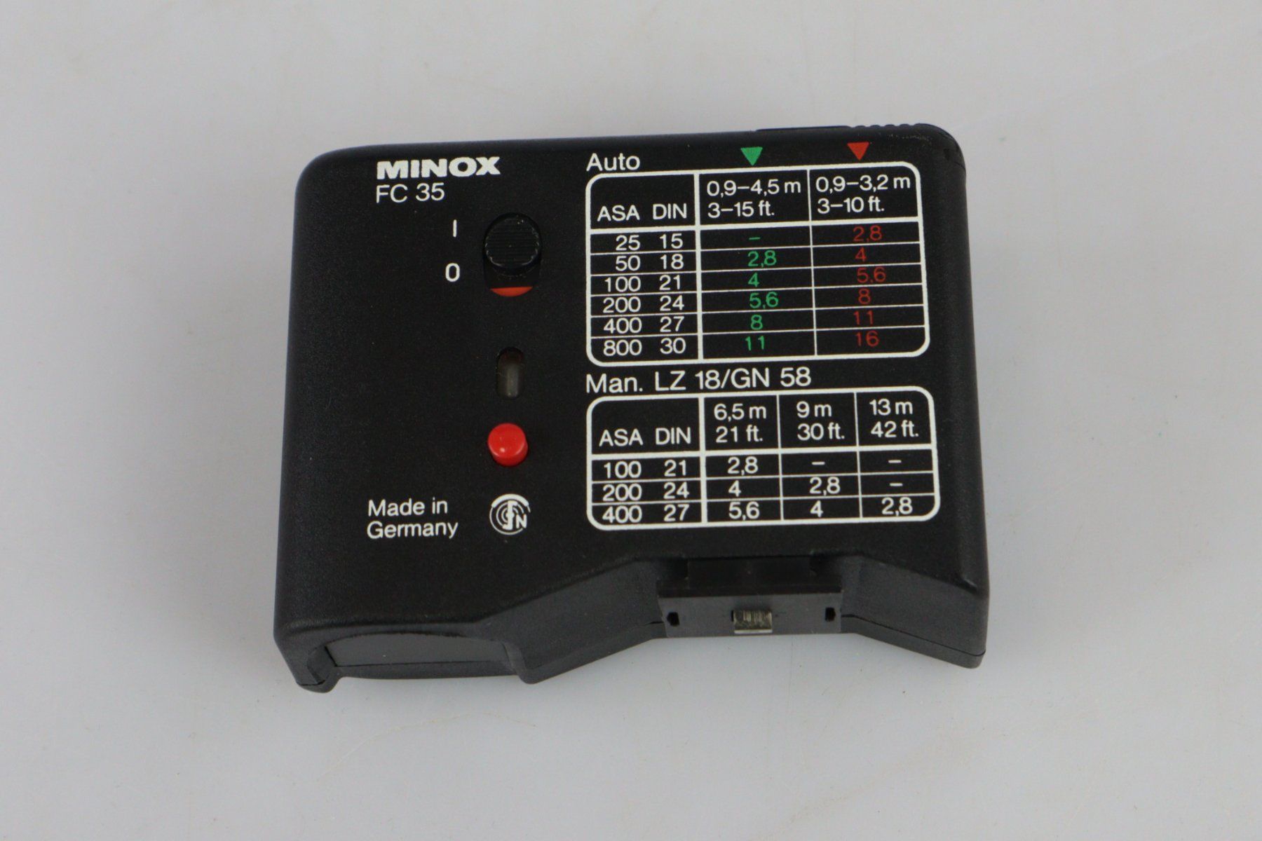 Minox Fotocamera: MINOX 35 GL & FC 35 Blitzgerät – Usato da Volketswil venduto da brockipfannenstil 5