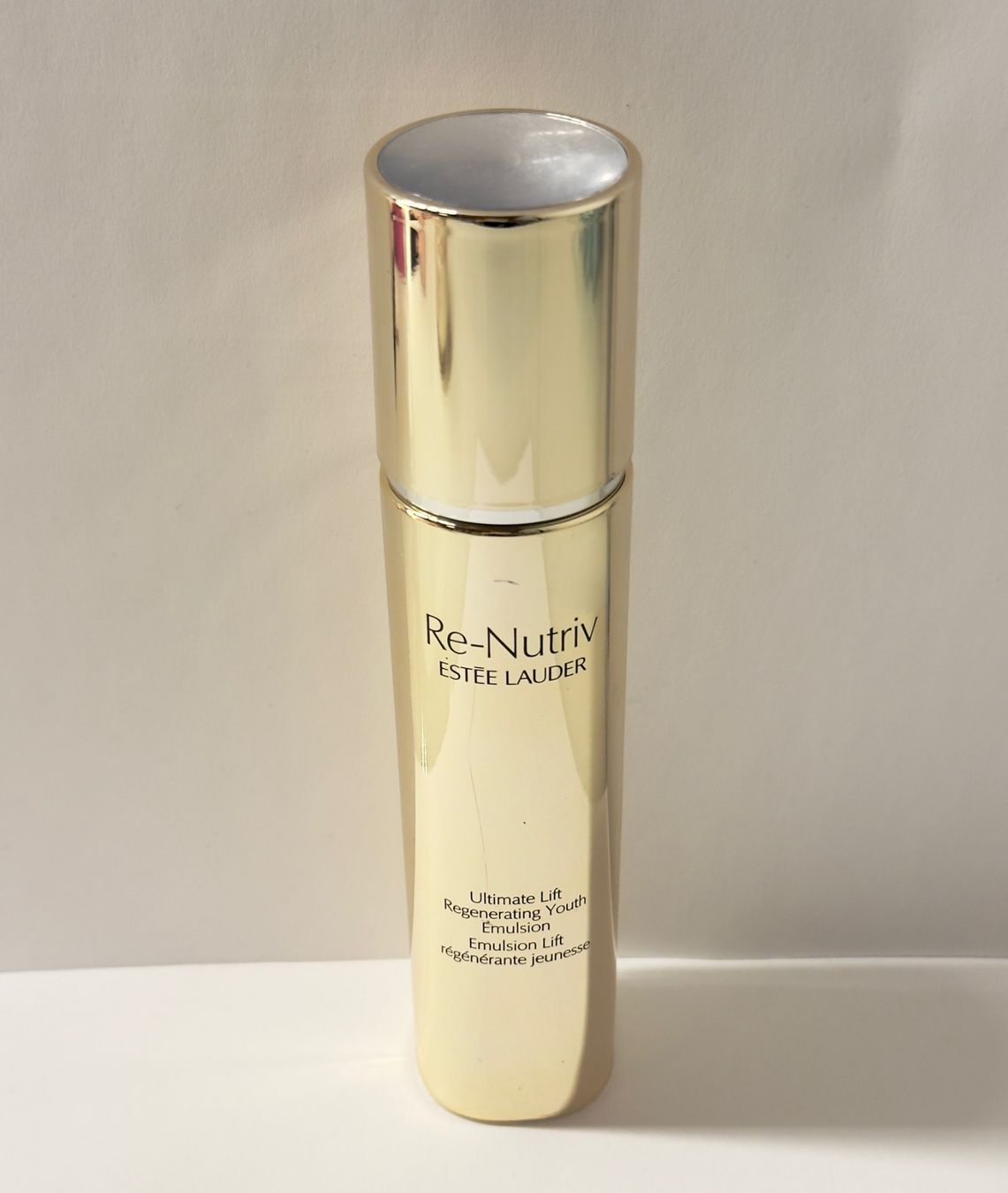 Estée Lauder Cura del viso: Estee Lauder Re Nutriv Ultimate Lift Emulsion – Usato da Dübendorf venduto da Daniel_6m5g