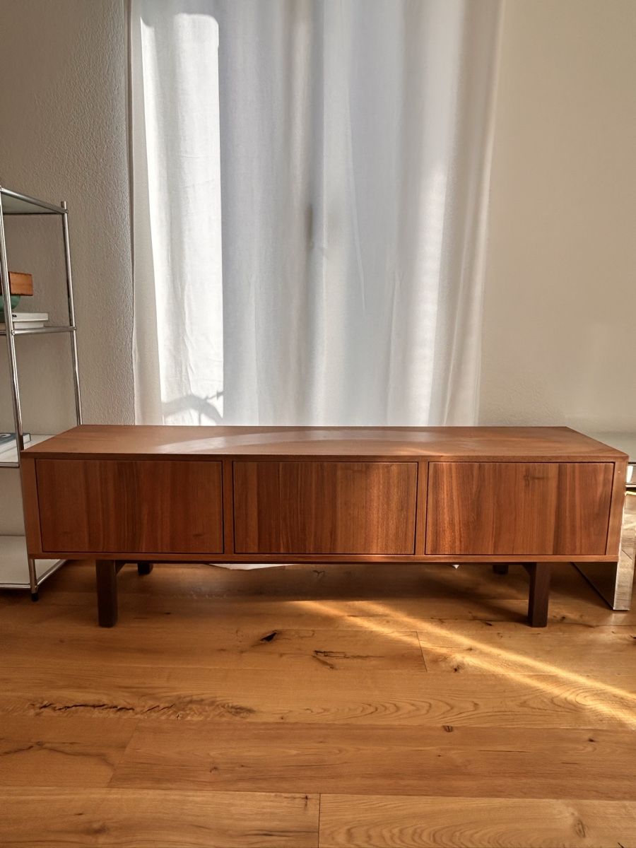 Ikea Mobili TV: Ikea Stockholm Lowboard – Usato da Zürich venduto da nfehrnkt
