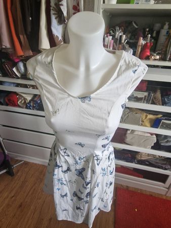 Sommerkleid weiss mit blaue Schmetterlingen, Orsay Gr. S