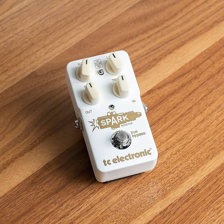 Musikinstrumente: TC Electronic Spark Booster Pedal – Gebraucht aus Bern von Tschuuns