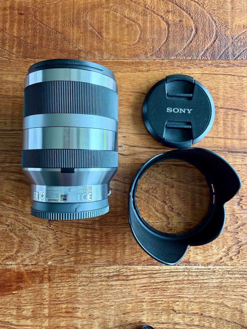 Sony Obiettivi: Sony E 18-200mm OSS Objektiv APS-C E-Mount – Usato da Zürich venduto da MJM12 5