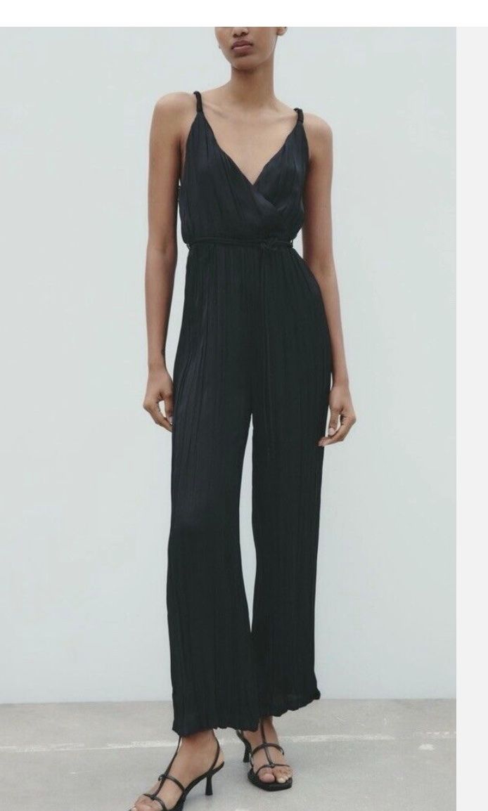 Zara Tute: Zara onesie – Nuovo e nell'imballaggio originale da Opfikon venduto da til_t7ww 2