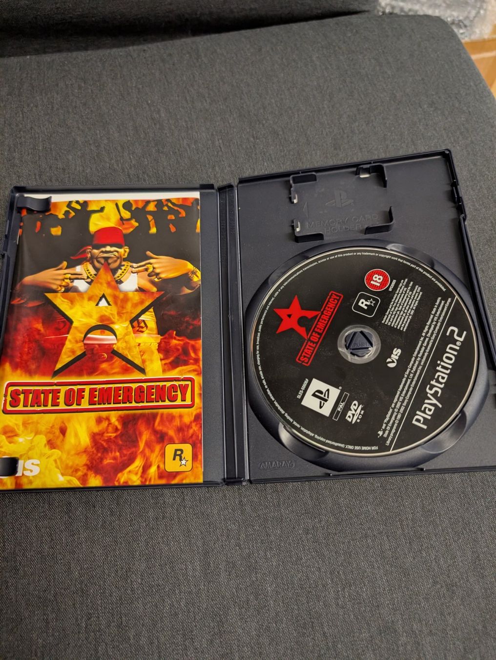 Giochi: State of emergency Sony playstation 2 – Usato da Giubiasco venduto da Ticinerd 2