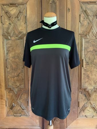 NIKE DRY FIT T-shirt Größe: M Zustand: Perfekt