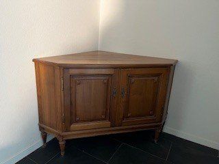Kommoden: Eckkommode – Gebraucht aus Schmitten FR von Parnold99
