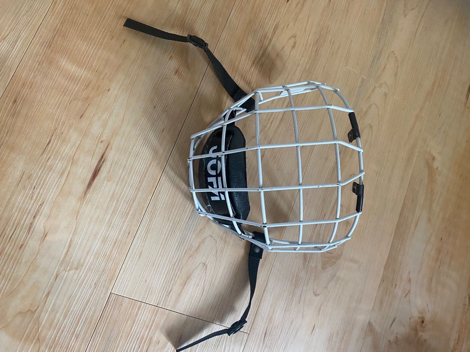 Caschi: Jofa eishockey helm gitter 480 m top material – Usato da Appenzell venduto da classiccyclingkits