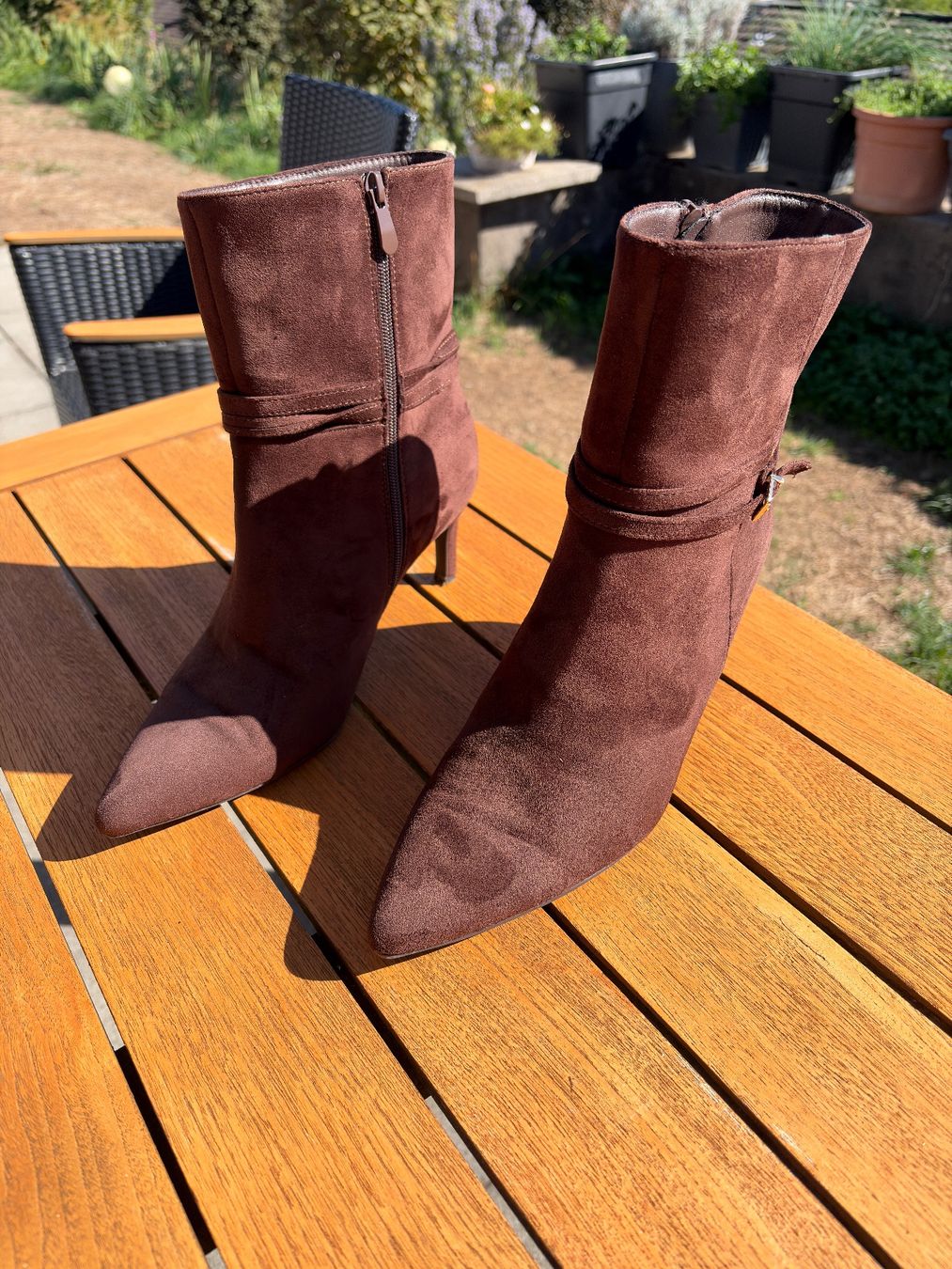 Damenschuhe: Damen Stiefel Groesse 41 – Gebraucht aus Hombrechtikon von Dokmasa 2