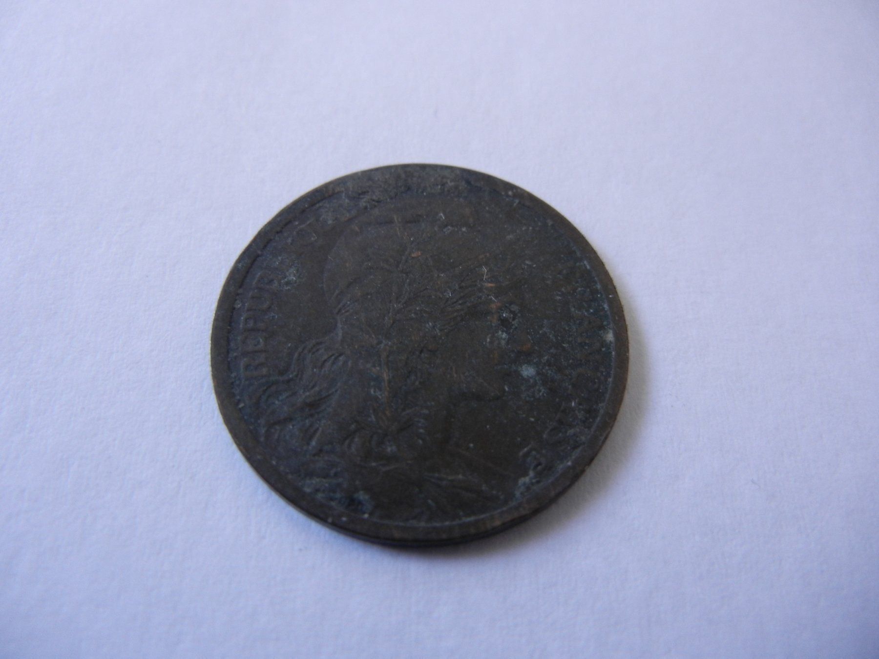 Toutes les monnaies: France / 2 centimes 1902 – D'occasion à Courtelary par vivi94 1