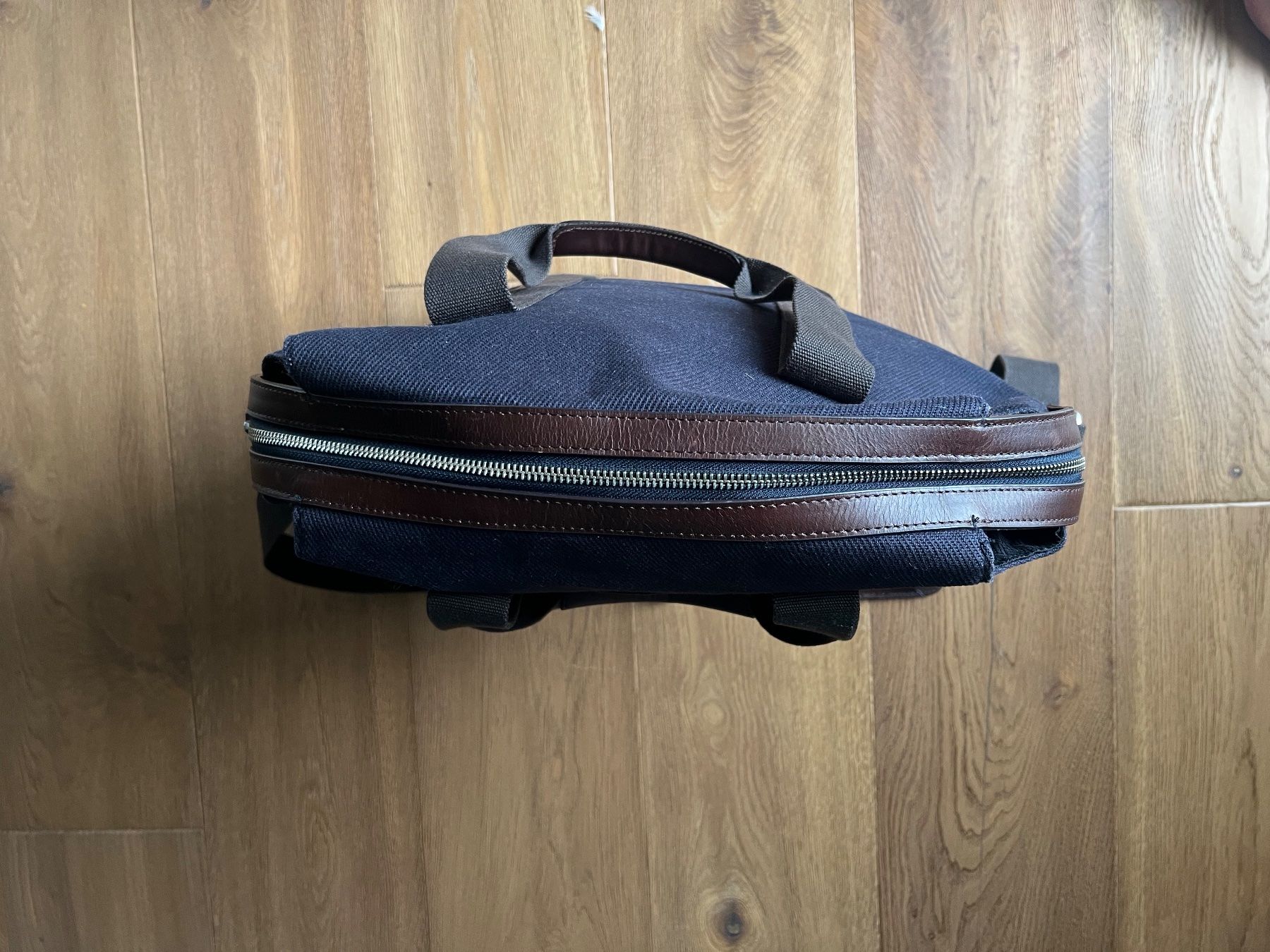 Gant Sacs: GANT Bürotasche dunkelblau – Neuf avec emballage d'origine à Flims Dorf par Specials 4