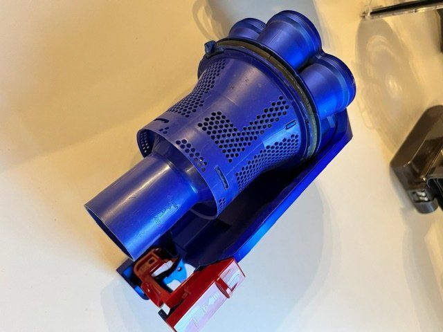 Dyson Aspirateurs & Accessoires: Dyson DC 34 - Handstaubsauger – D'occasion à Adliswil par OurChance 2