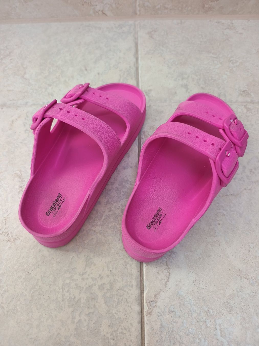 Dosenbach Scarpe per ragazze: Badeschuhe Mädchen Gr. 31 – Usato da Emmetten venduto da Hornberger 1