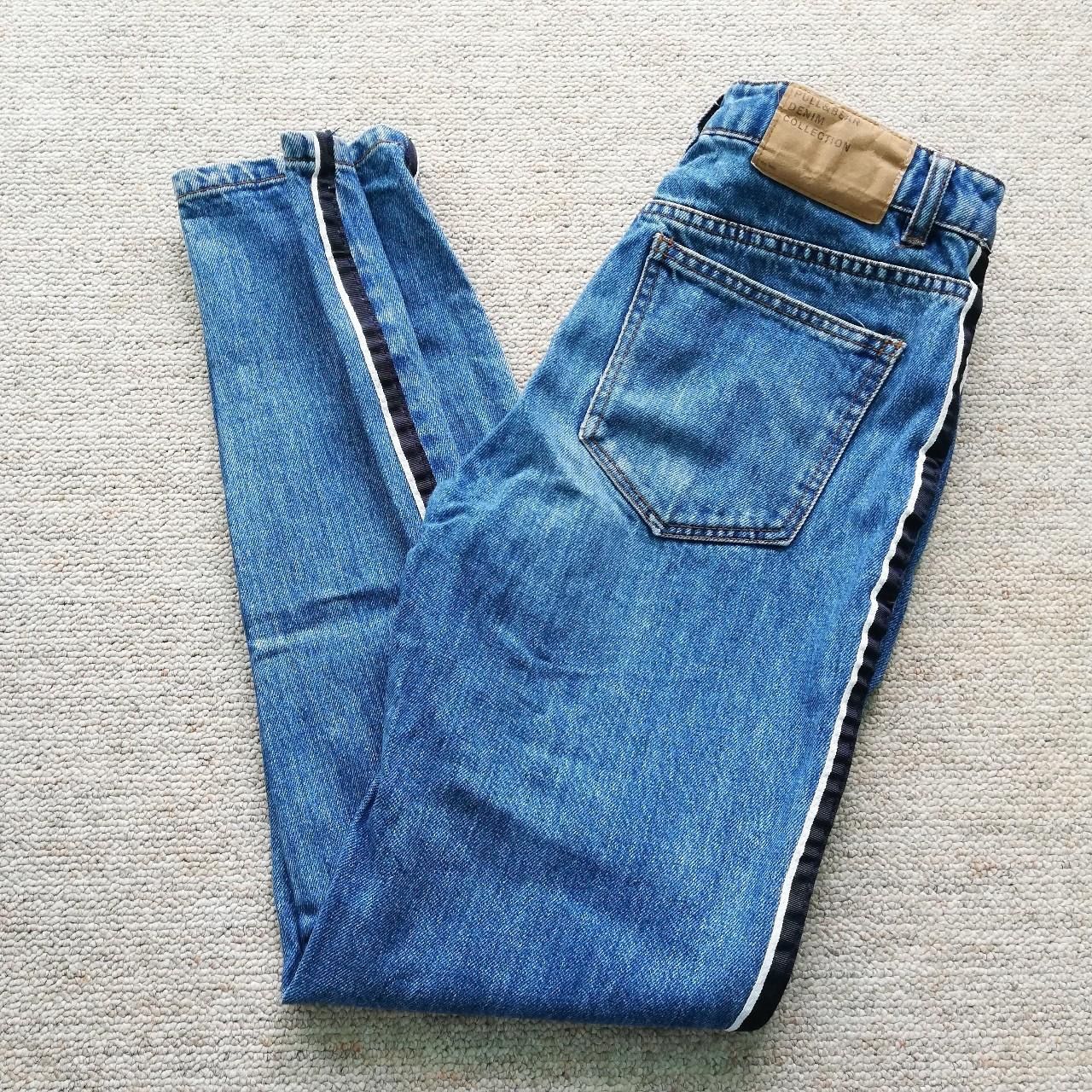 Jeans: Pull&Bear Mom Jeans Gr. 32 – D'occasion à Tagelswangen par SpicyChicken 1